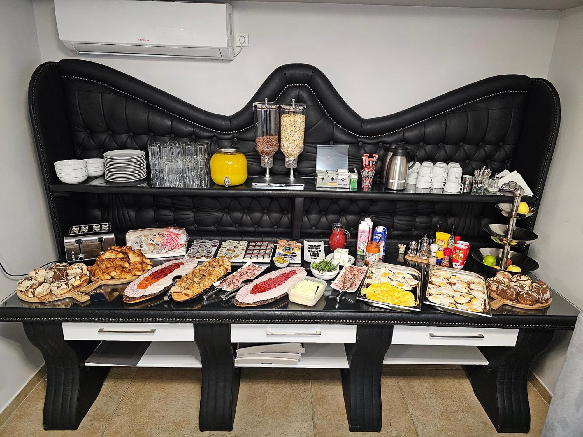 Olympic Wellness & Spa Hotel Belgrado Esterno foto