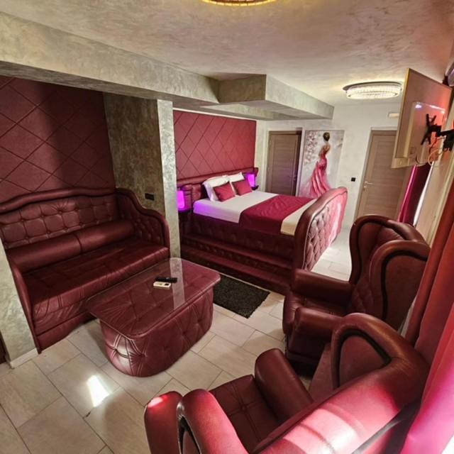 Olympic Wellness & Spa Hotel Belgrado Esterno foto