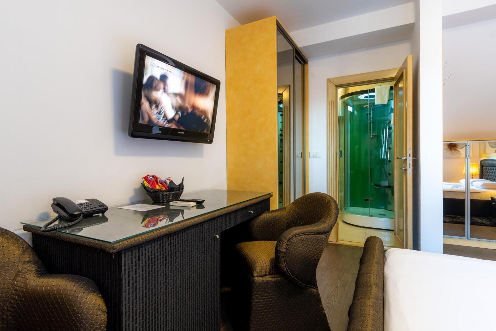 Olympic Wellness & Spa Hotel Belgrado Esterno foto